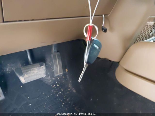 1C4BJWEG6GL305915 Jeep Wrangler Unlimited Sahara