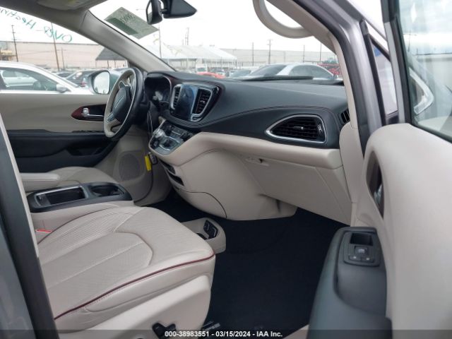 2020 CHRYSLER PACIFICA 2C4RC1GG1LR107351 Photo 4