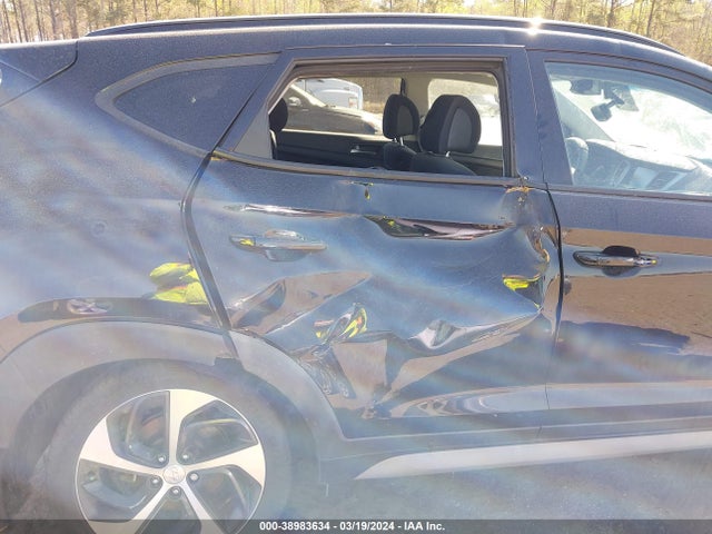 Hyundai Tucson Value 2018 KM8J33A20JU747083 Image 19