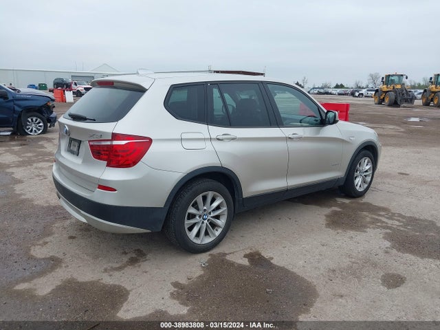 BMW X3 Xdrive28i 2014 5UXWX9C54E0D26524 Image 4