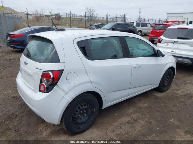 Chevrolet Sonic Ls Auto 2016 1G1JA6SHXG4174757 Image 4