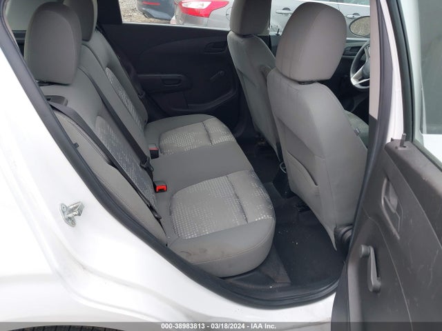 Chevrolet Sonic Ls Auto 2016 1G1JA6SHXG4174757 Image 8