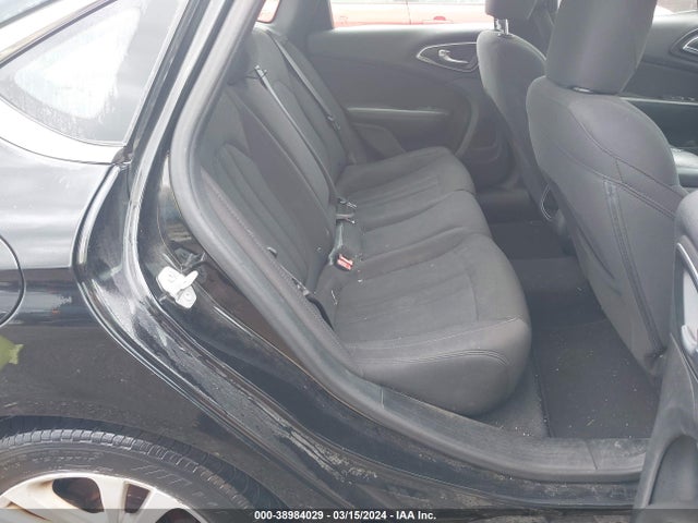 Chrysler 200 Limited 2015 1C3CCCAB9FN590950 Image 8