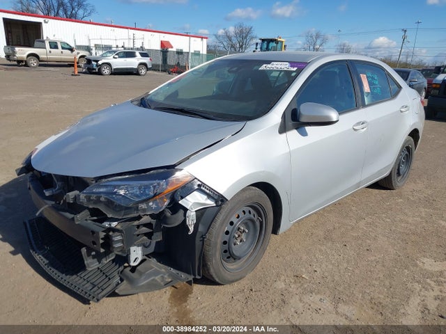 Toyota COROLLA LE 2019 2T1BURHE8KC182430 Image 2