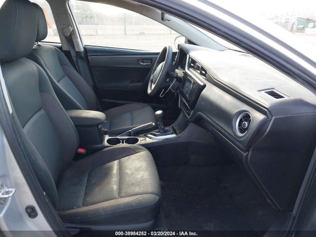 Toyota COROLLA LE 2019 2T1BURHE8KC182430 Image 5