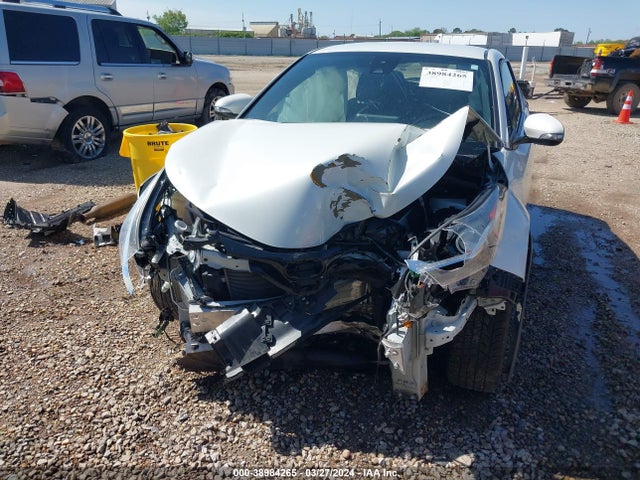 Toyota C-HR XLE 2018 NMTKHMBX9JR012860 Image 12