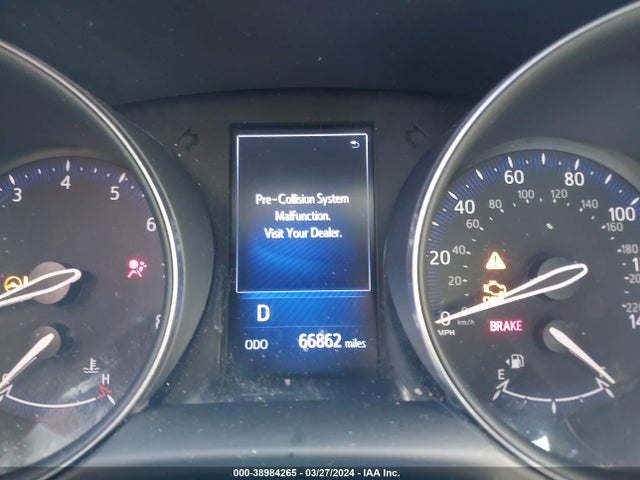 Toyota C-HR XLE 2018 NMTKHMBX9JR012860 Image 15