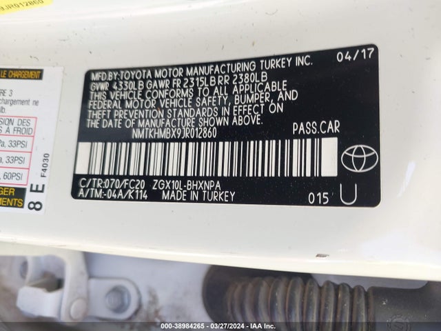 Toyota C-HR XLE 2018 NMTKHMBX9JR012860 Image 9