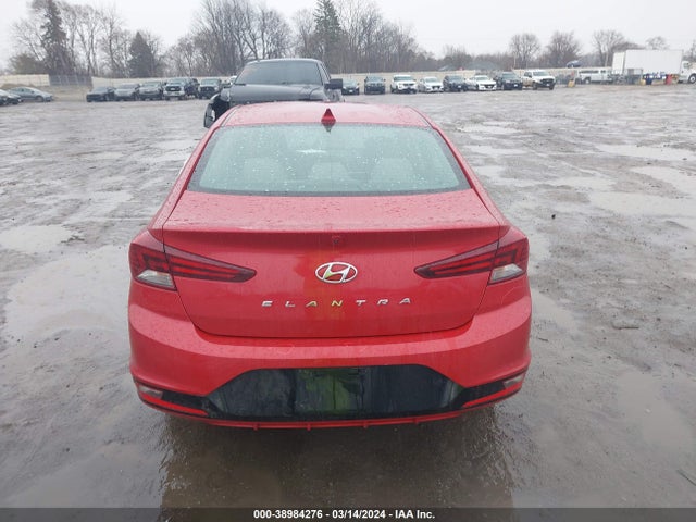 Hyundai ELANTRA SEL 2019 5NPD84LFXKH408397 Image 16