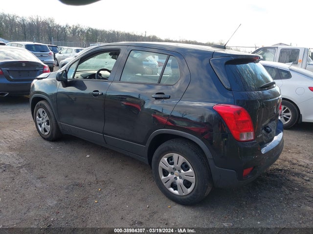 Chevrolet TRAX LS 2017 3GNCJKSB0HL283106 Image 3
