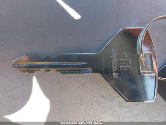 1996 CHRYSLER LHS 2C3HC56F8TH214595 Photo 10