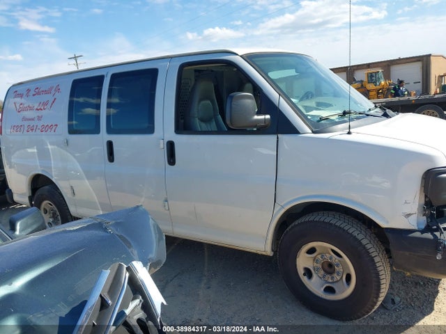 Chevrolet Express 2500 Work Van 2015 1GCWGFCFXF1279484 Image 13