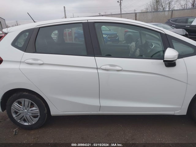 Honda FIT LX 2018 3HGGK5H47JM735801 Image 14