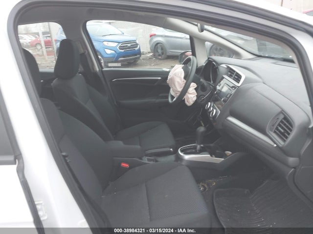 Honda FIT LX 2018 3HGGK5H47JM735801 Image 5