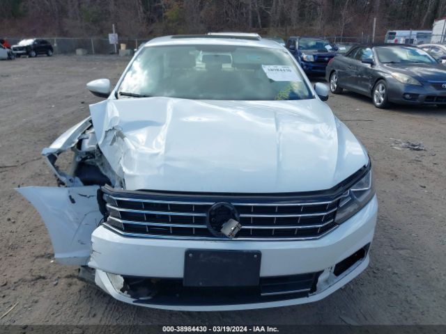 1VWBA7A31JC022416 Volkswagen Passat 2.0t Se