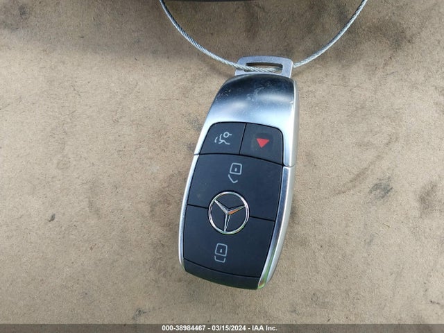 38984467 :رقم المزاد ، W1KWJ8DB4MG067530 vin ، 2021 Mercedes-benz C 300 Coupe مزاد بيع