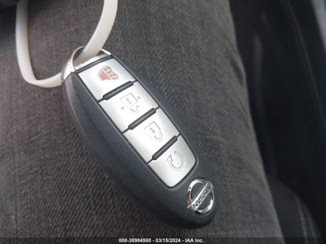 5N1AZ2MH1FN218607 Nissan MURANO SV