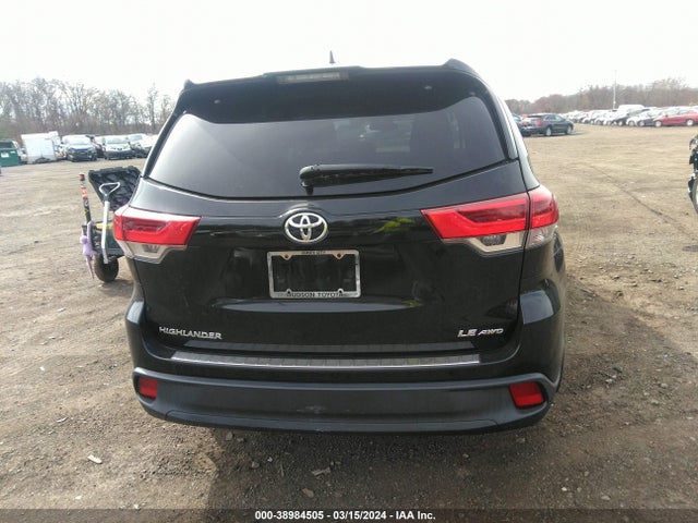 Toyota Highlander Le Plus 2019 5TDBZRFH4KS936073 Image 16