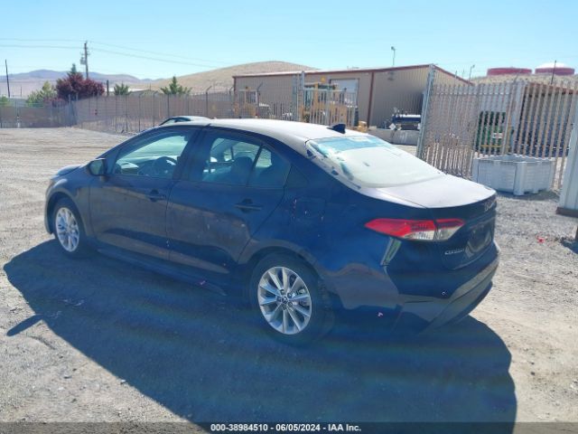 5YFHPMAE4NP381428 Toyota COROLLA LE