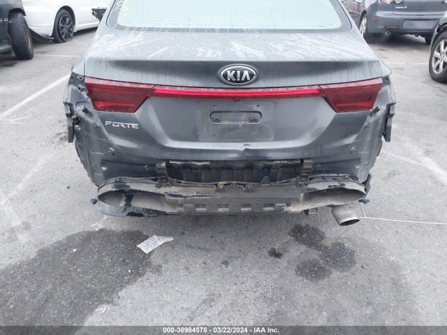 3KPF24AD5KE120593 KIA Forte Lxs