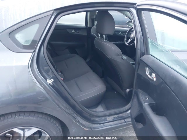 3KPF24AD5KE120593 KIA Forte Lxs