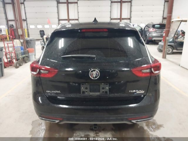 W04GU8SX6J1117499 Buick Regal Tourx Preferred