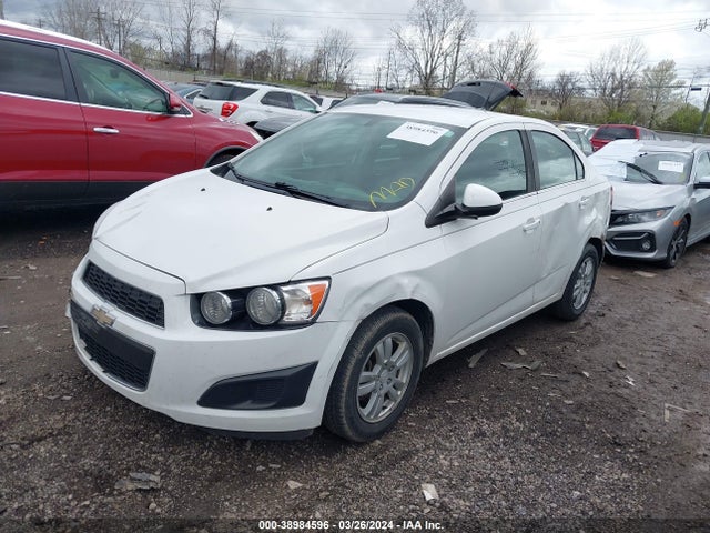 Chevrolet Sonic Lt Auto 2014 1G1JC5SH2E4144525 Image 2