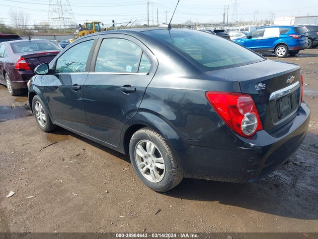 Chevrolet Sonic Lt Auto 2015 1G1JC5SH3F4187126 Image 3