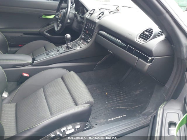 2021 PORSCHE 718 BOXSTER WP0CA2A82MS210202 Photo 4