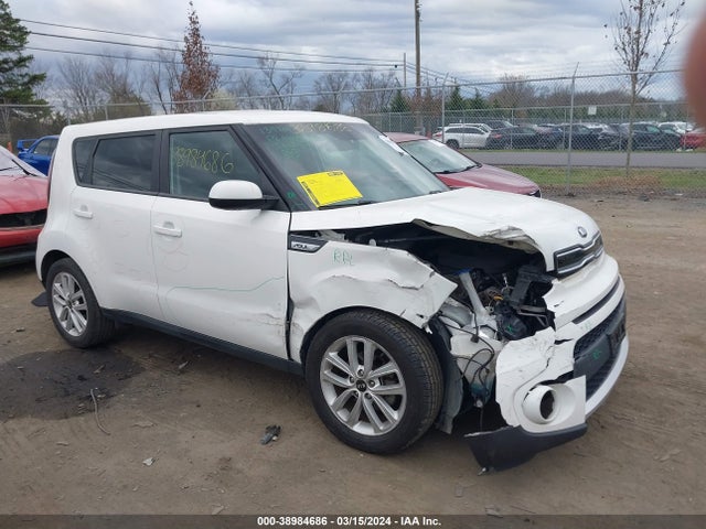 KIA SOUL + 2018 KNDJP3A57J7602530 Image 1