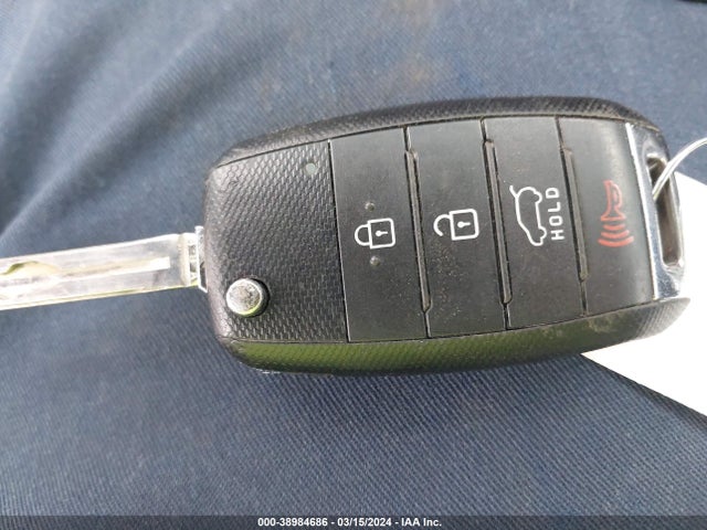 KIA SOUL + 2018 KNDJP3A57J7602530 Image 11