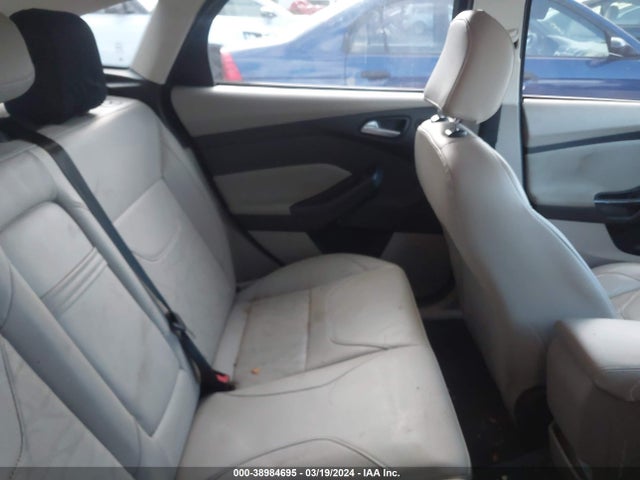 Ford FOCUS ELECTRIC 2015 1FADP3R48FL344094 Image 8