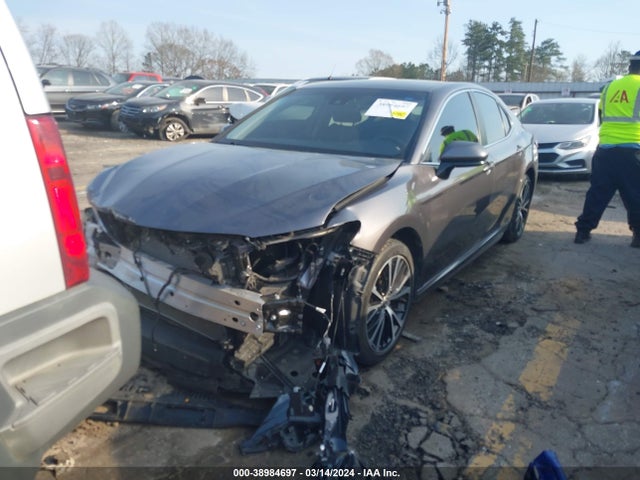 Toyota CAMRY SE 2020 4T1G11AK8LU359235 Image 2