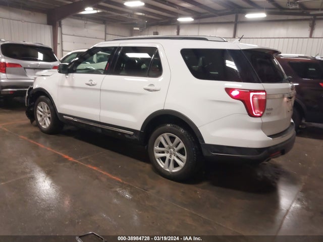 Ford EXPLORER XLT 2018 1FM5K8D82JGA25579 Image 3