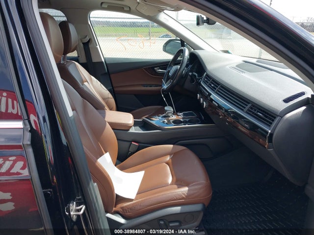 WA1LAAF75HD020571 Audi Q7 3.0t Premium