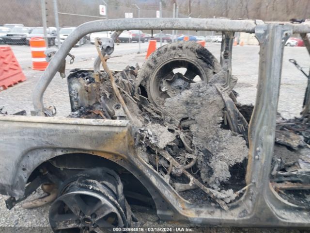 1C4HJXEN9LW121592 Jeep Wrangler Unlimited Sahara