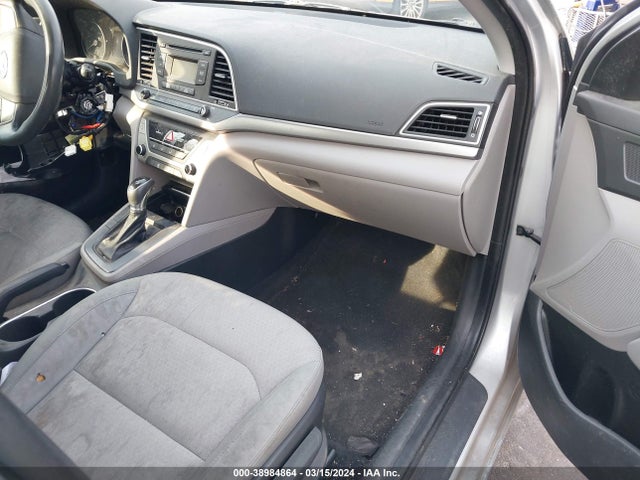 Hyundai ELANTRA SE 2017 KMHD74LFXHU117993 Image 5