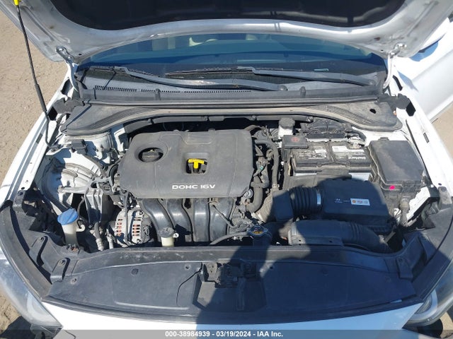 Hyundai ELANTRA SE 2017 5NPD84LF9HH053098 Image 10