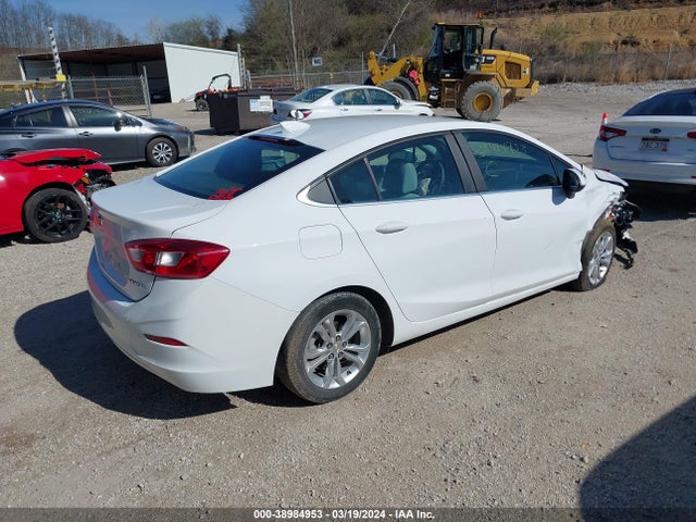 Chevrolet CRUZE LT 2019 1G1BE5SM7K7109520 Image 4