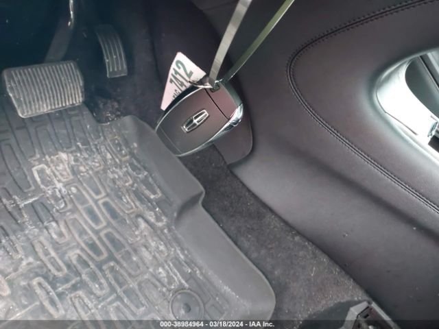 5LMTJ3DH1HUL14071 Lincoln Mkc Reserve