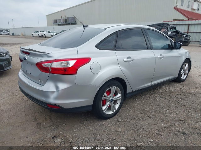 1FADP3F28EL143815 Ford FOCUS SE