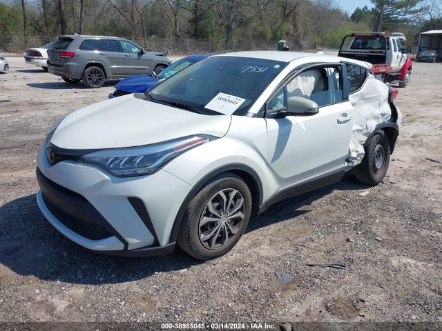 Toyota C-HR LE 2021 NMTKHMBX5MR139531 Image 2
