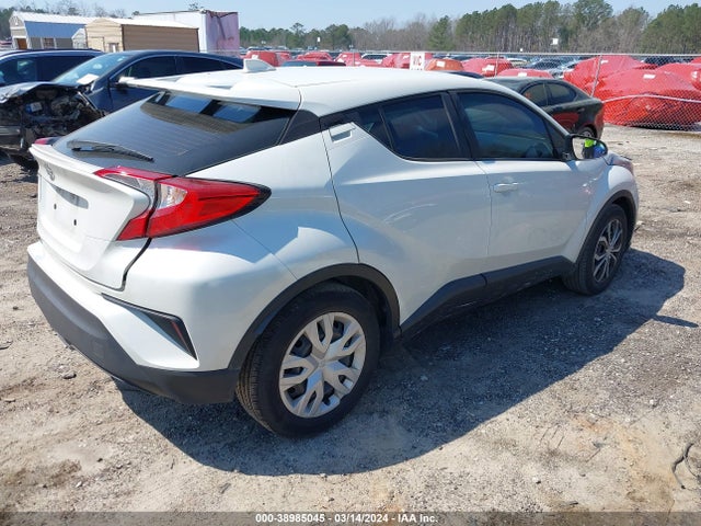 Toyota C-HR LE 2021 NMTKHMBX5MR139531 Image 4