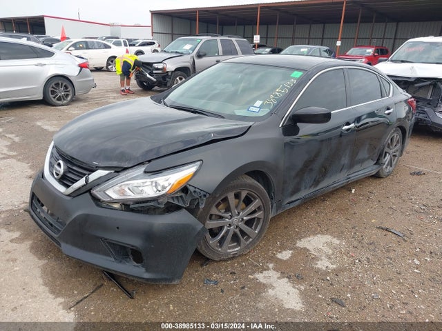 Nissan Altima 2.5 Sr 2018 1N4AL3AP8JC267742 Image 2
