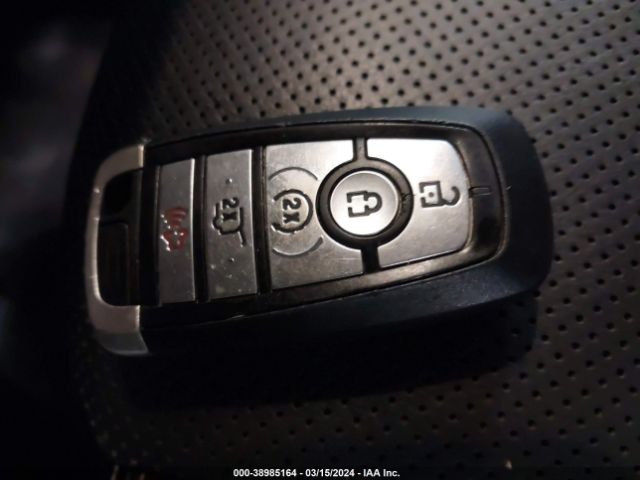 1FMCU9DZ5LUB01221 Ford Escape Titanium Hybrid