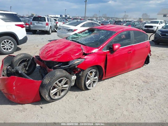 Chevrolet Cruze Lt Auto 2018 1G1BE5SM5J7184005 Image 2