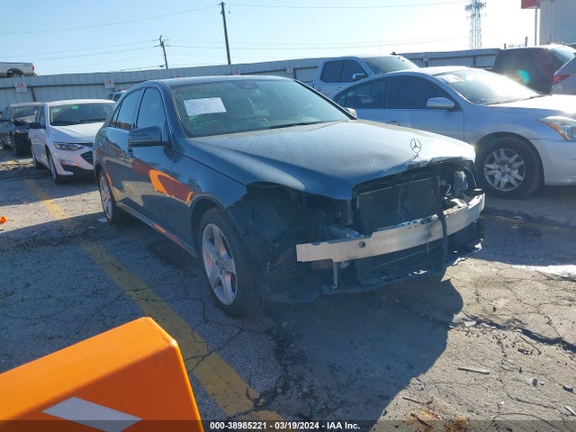 2016 WDDHF5KBXGB240352 main image