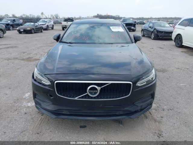 LVY982MK5JP030149 Volvo S90 T5 Momentum