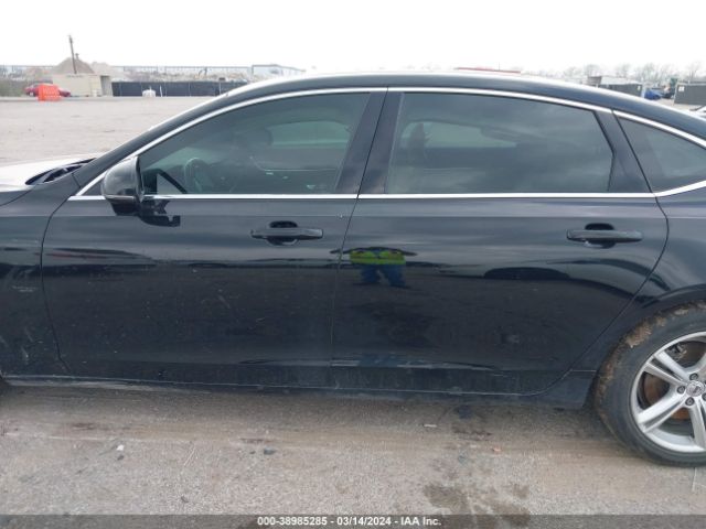 LVY982MK5JP030149 Volvo S90 T5 Momentum