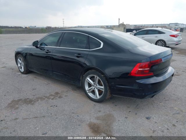 LVY982MK5JP030149 Volvo S90 T5 Momentum